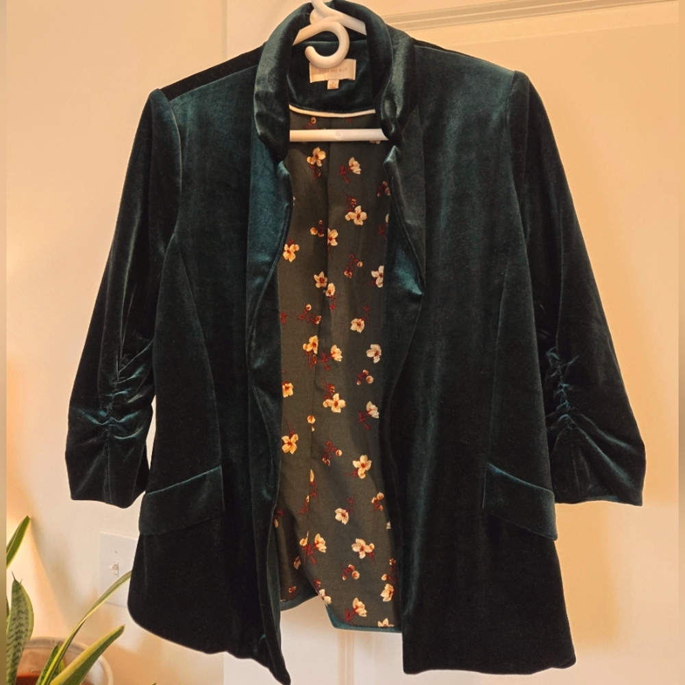 Skies Are Blue Velvet Blazer Small 3/4 Sleeve